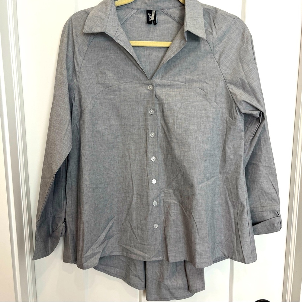 Ravel Tale End Button Up Top In Gray Bow Back Roll Sleeve Size Small 100%‎ Linen